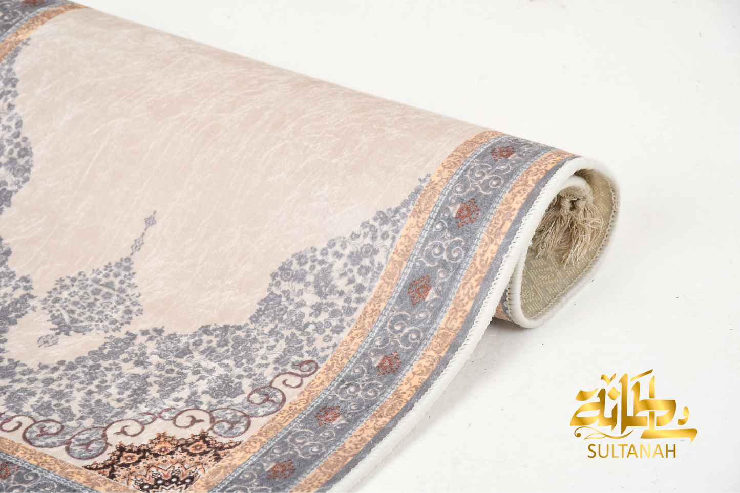 Luxury Velvet Prayer Mat "Doaa (دعاء)" In Silver & Gold سجاده صلاه قطيفه فاخره