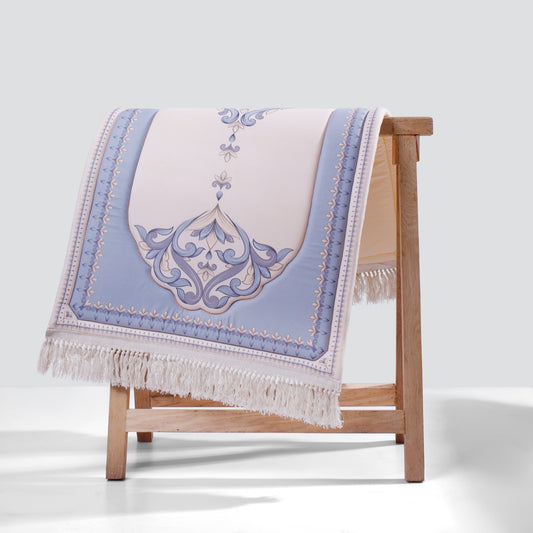 comfort prayer mat " hedayah" in baby blue